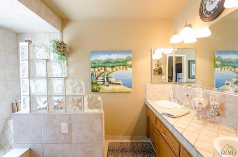 4112 Abbott Dr, Bakersfield, CA 93312 photo 17
