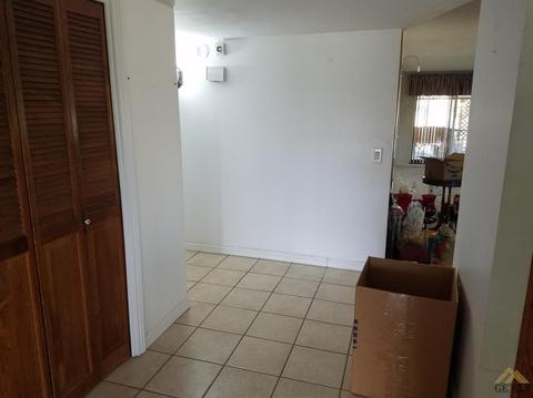 4200 Thatch Ave, Bakersfield, CA 93313 photo 4