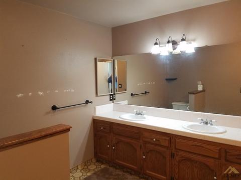 4200 Thatch Ave, Bakersfield, CA 93313 photo 10