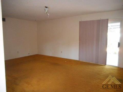 344 Rosalee Ave, Shafter, CA 93263 photo 6
