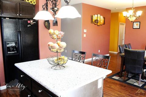 1439 Chico Ct, Arvin, CA 93203 photo 8