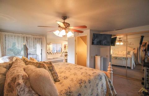 27621 Bear Valley Rd, Tehachapi, CA 93561 photo 16