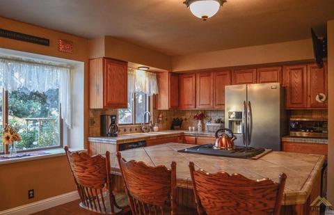27621 Bear Valley Rd, Tehachapi, CA 93561 photo 5