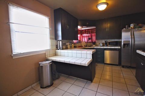 209 1st St, Buttonwillow, CA 93206 photo 9