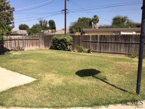 454 Campus Dr, Arvin, CA 93203 photo 17