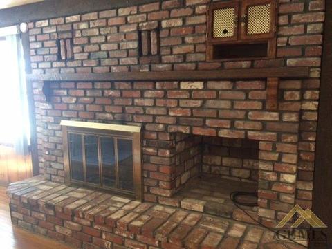 248 W 2nd St, Buttonwillow, CA 93206 photo 2