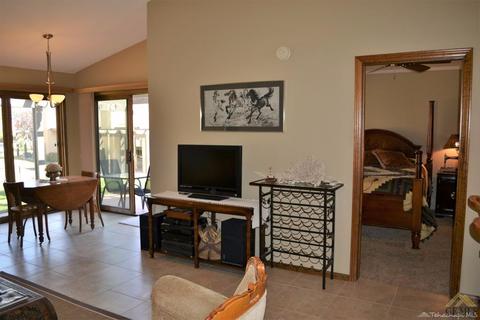 28881 Shannon Ct #33, Tehachapi, CA 93561 photo 5