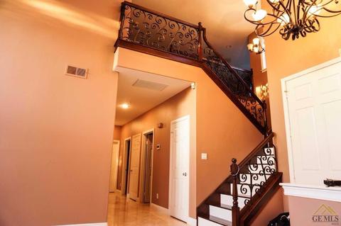 2467 Jacaranda Dr, Oxnard, CA 93036 photo 9