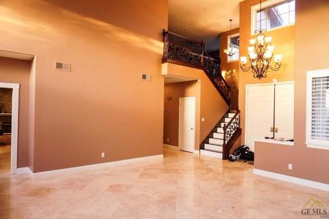 2467 Jacaranda Dr, Oxnard, CA 93036 photo 8