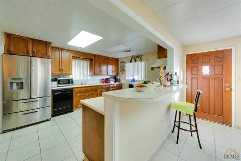 30338 Riverside St, Shafter, CA 93263 photo 9