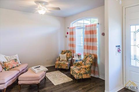 19713 Mesa Dr, Tehachapi, CA 93561 photo 5