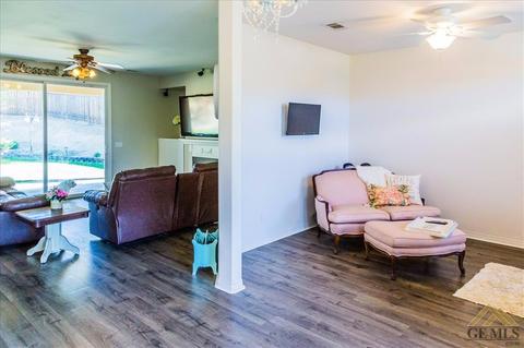 19713 Mesa Dr, Tehachapi, CA 93561 photo 7
