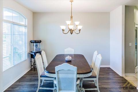 19713 Mesa Dr, Tehachapi, CA 93561 photo 9