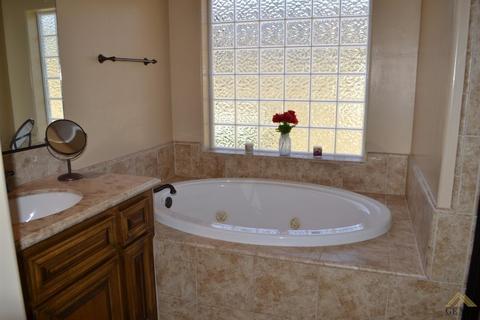 21200 Pegasus, Tehachapi, CA 93561 photo 14