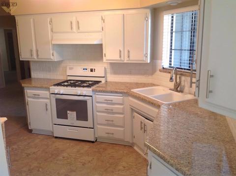 6112 Phyllis St, Bakersfield, CA 93313 photo 4