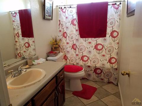 875 Verde St, Shafter, CA 93263 photo 4