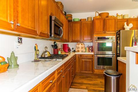 909 Laura Ln, Tehachapi, CA 93561 photo 10