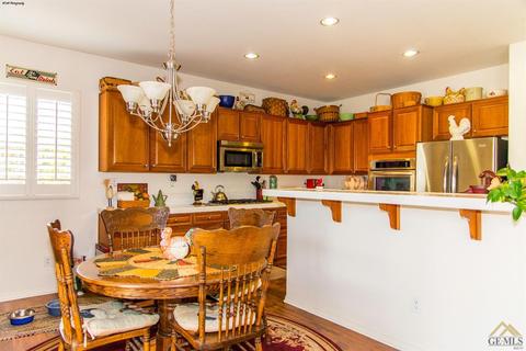 909 Laura Ln, Tehachapi, CA 93561 photo 7