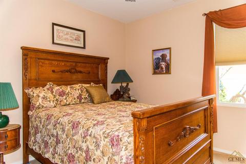 909 Laura Ln, Tehachapi, CA 93561 photo 17