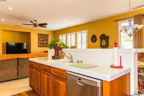 909 Laura Ln, Tehachapi, CA 93561 photo 11
