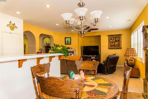 909 Laura Ln, Tehachapi, CA 93561 photo 8