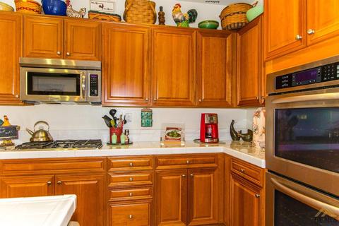909 Laura Ln, Tehachapi, CA 93561 photo 12