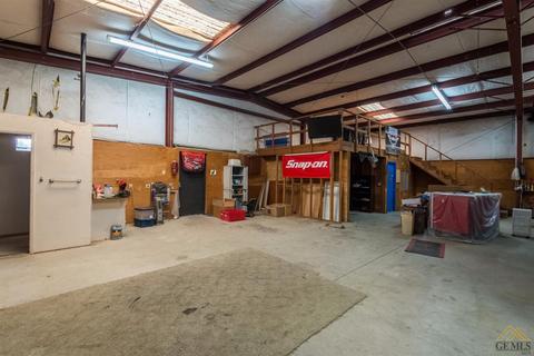 2842 De Wolf Ave, Clovis, CA 93619 photo 27