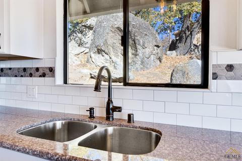 27301 Deertrail Dr, Tehachapi, CA 93561 photo 9