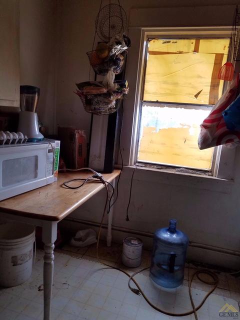 524 E 9th St, Bakersfield, CA 93307 photo 10