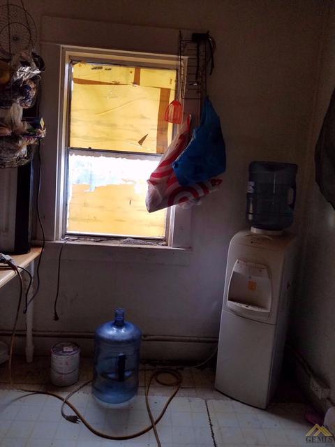 524 E 9th St, Bakersfield, CA 93307 photo 9