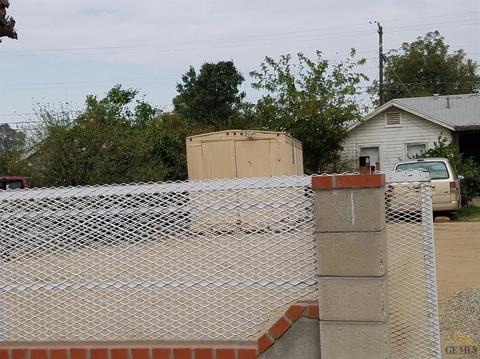 524 E 9th St, Bakersfield, CA 93307 photo 2
