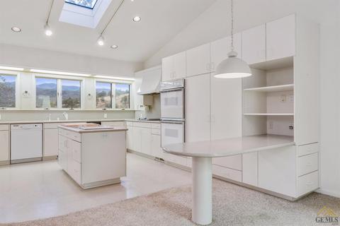 21599 Glenoak Pl, Tehachapi, CA 93561 photo 14