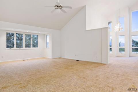 21599 Glenoak Pl, Tehachapi, CA 93561 photo 10