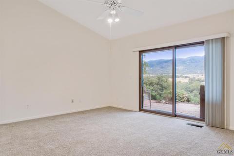 21599 Glenoak Pl, Tehachapi, CA 93561 photo 25
