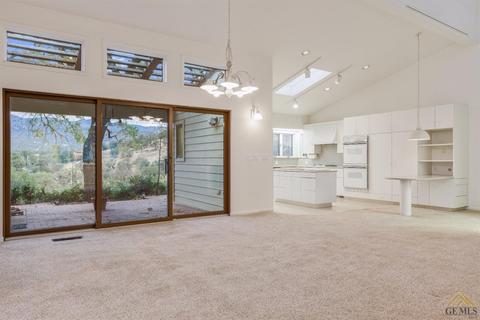 21599 Glenoak Pl, Tehachapi, CA 93561 photo 12