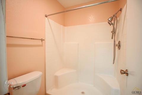 6200 Castleton St, Bakersfield, CA 93313 photo 16