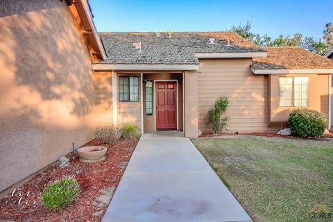 6200 Castleton St, Bakersfield, CA 93313 photo 3
