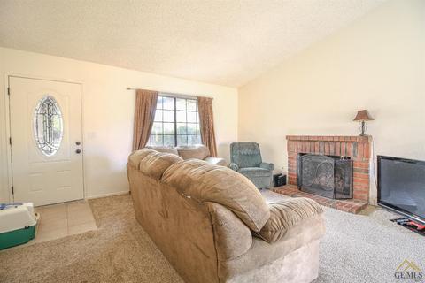 205 Chestnut Ct, Tehachapi, CA 93561 photo 4