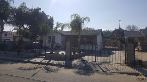 8321 Collison St, Lamont, CA 93241 photo 2