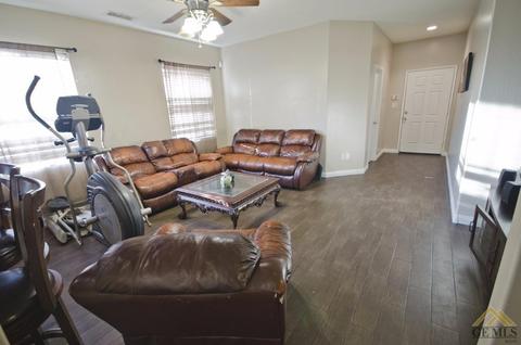1401 Verde Ct, Arvin, CA 93203 photo 3