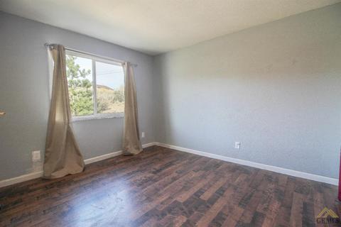 25601 Jacaranda Dr, Tehachapi, CA 93561 photo 10