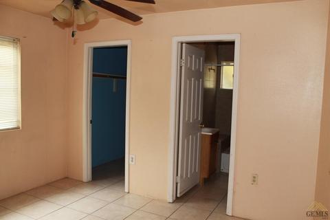 858 Verde St, Shafter, CA 93263 photo 9