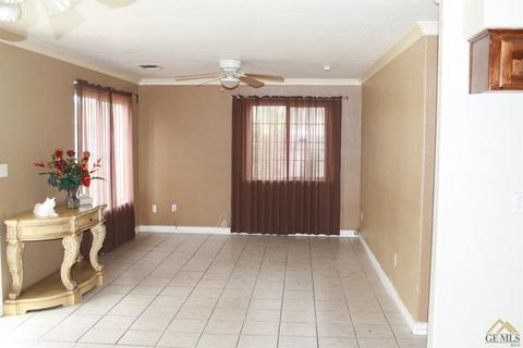 858 Verde St, Shafter, CA 93263 photo 3