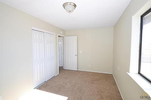23653 Woodford Tehachapi Rd, Tehachapi, CA 93561 photo 18