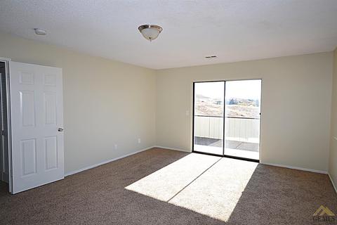 23653 Woodford Tehachapi Rd, Tehachapi, CA 93561 photo 13