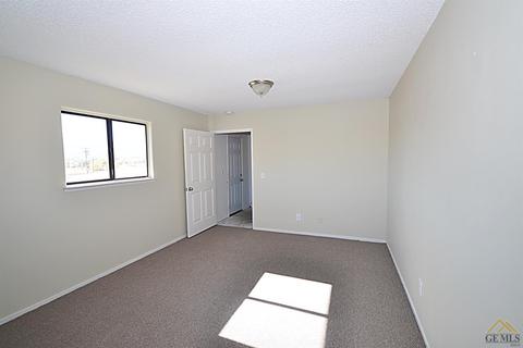 23653 Woodford Tehachapi Rd, Tehachapi, CA 93561 photo 26