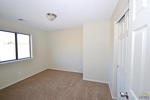 23653 Woodford Tehachapi Rd, Tehachapi, CA 93561 photo 21