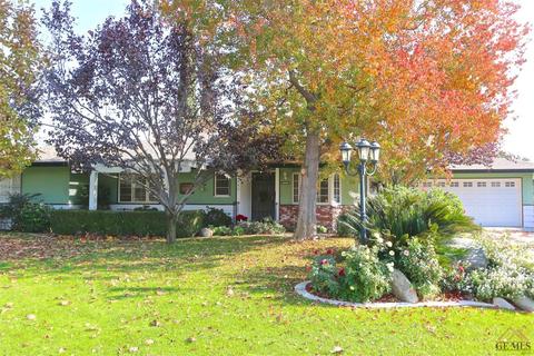 2452 Pine St, Bakersfield, CA 93301 photo 1