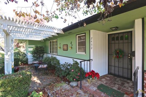 2452 Pine St, Bakersfield, CA 93301 photo 7