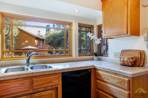 21913 Mountain Dr, Tehachapi, CA 93561 photo 14